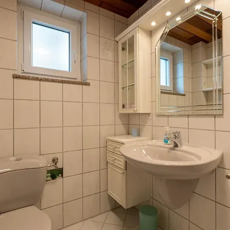 Deluxe Studio Kaprun By All In One Apartments Exterior photo
