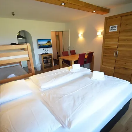 Deluxe Studio Kaprun By All In One Apartments Room photo