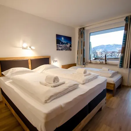 Deluxe Studio Kaprun By All In One Apartments Room photo