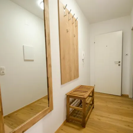 Deluxe Studio Kaprun By All In One Apartments Room photo