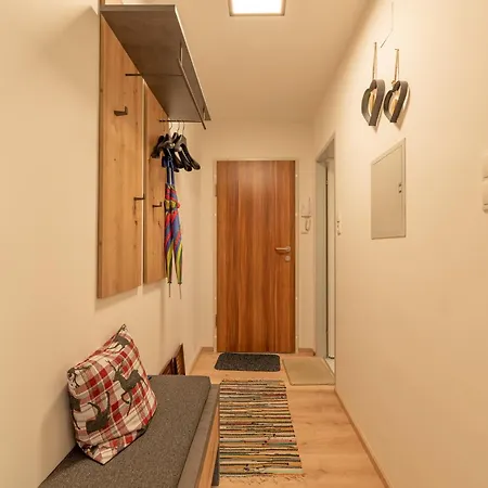 Deluxe Studio Kaprun By All In One Apartments Room photo