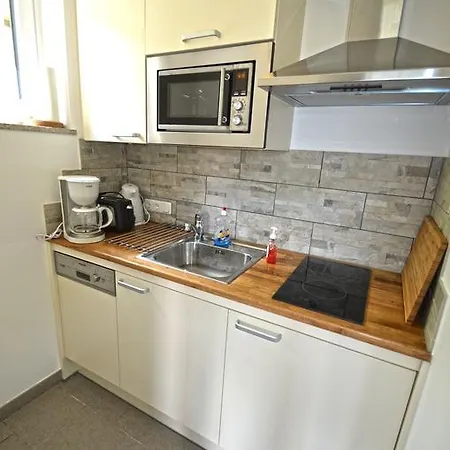 Deluxe Studio Kaprun By All In One Apartments Room photo