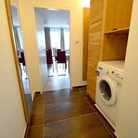 Deluxe Studio Kaprun By All In One Apartments Room photo