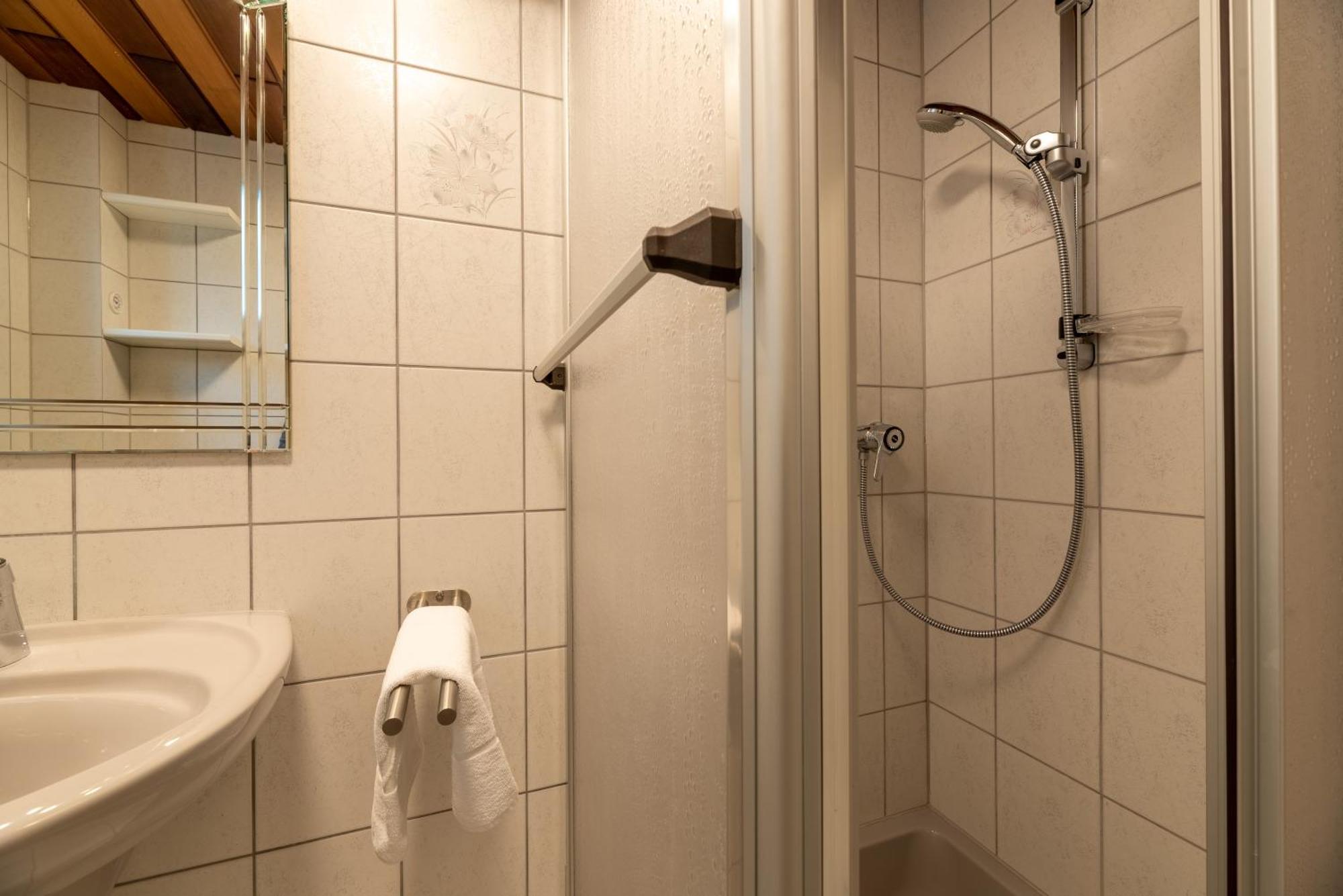 Deluxe By In One Apartment *